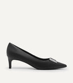 36 / Black