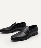 39 / Black
