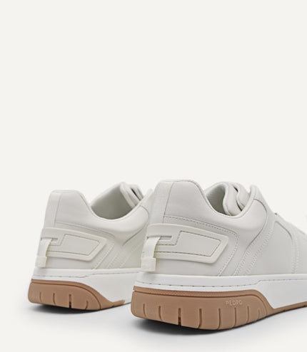 EOS Sneakers