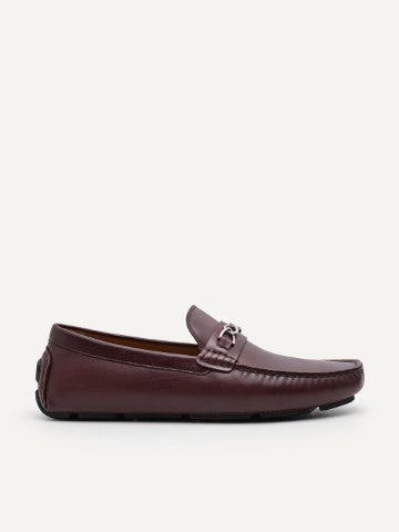 Leather Moccasins with Chain Detail
