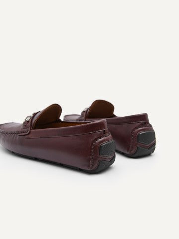 Leather Moccasins with Chain Detail