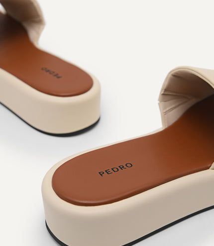 Slip-On Flatform Sandals