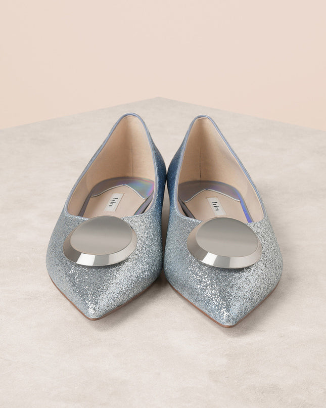 Pointed Toe