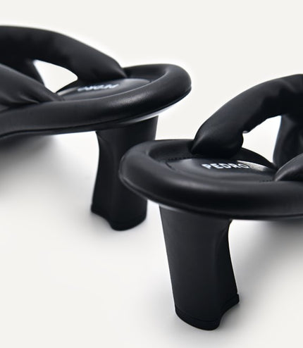 Padded Thong Heeled Sandals - Black