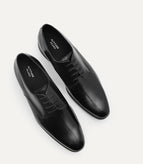38 / Black
