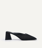 34 / Black