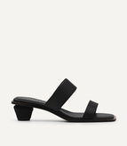 34 / Black