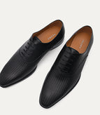 39 / Black