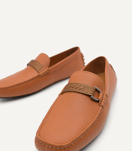 Leather Mocassins with Weave Saddle