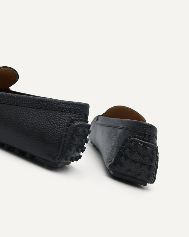 Leather Mocassins with Weave Saddle