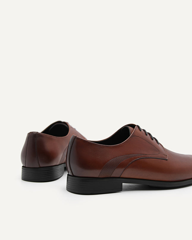 Altitude Lightweight Derby Shoes