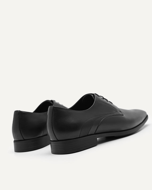 Altitude Lightweight Derby Shoes