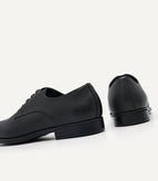 39 / Black