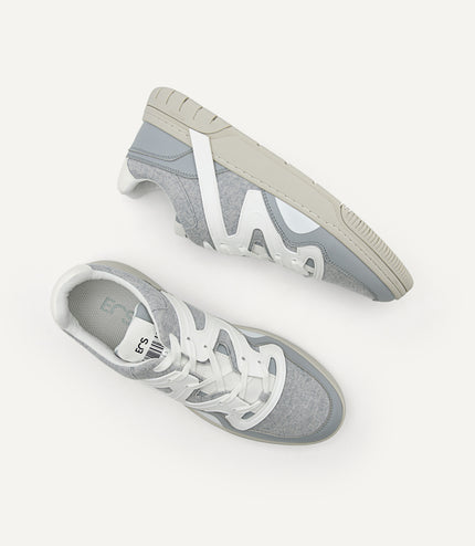 Signature EOS Sneakers
