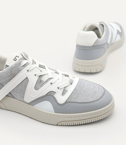 Signature EOS Sneakers