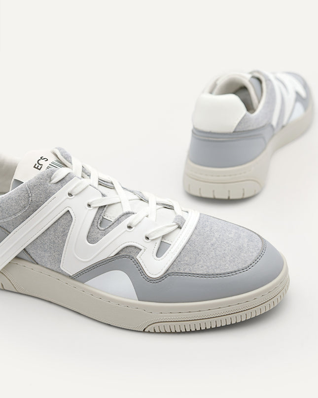 Signature EOS Sneakers