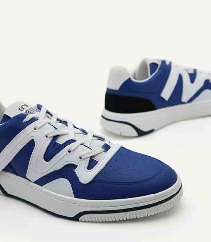 Signature EOS Sneakers