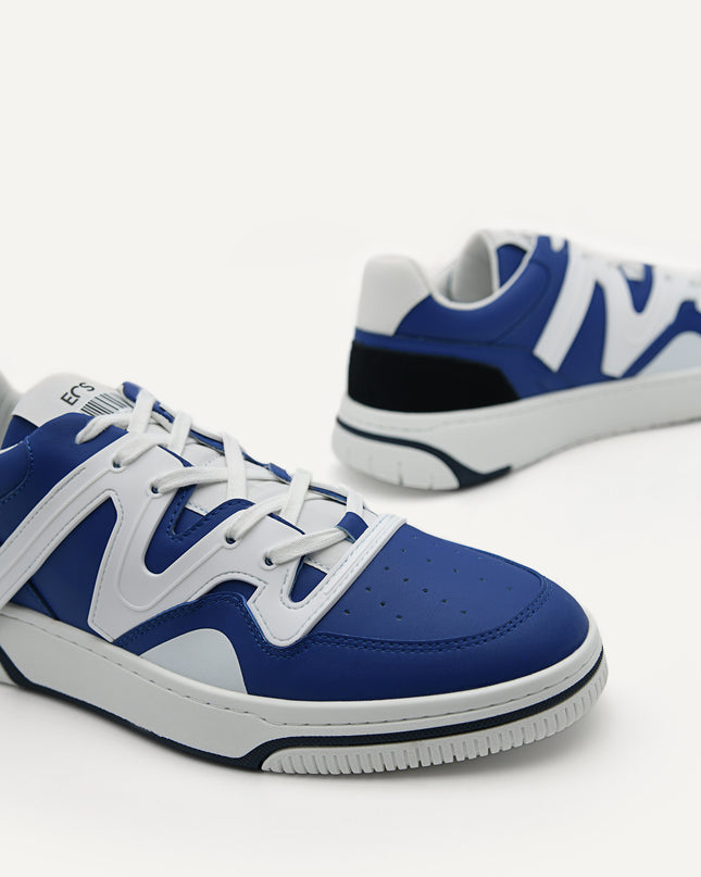 Signature EOS Sneakers