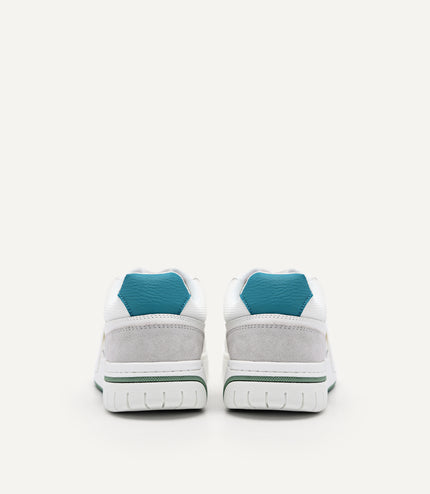 Signature EOS Sneakers
