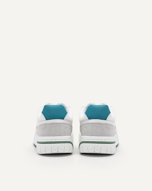 Signature EOS Sneakers