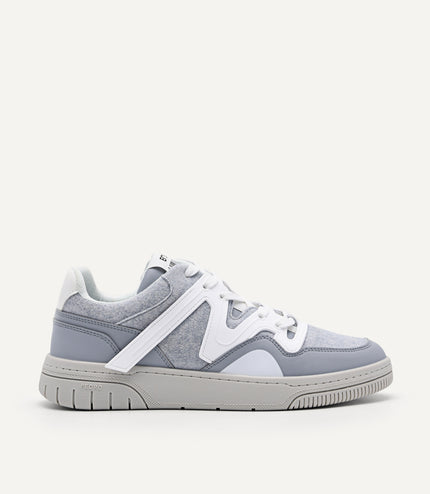 Signature EOS Sneakers