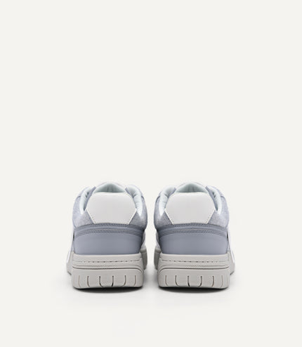 Signature EOS Sneakers
