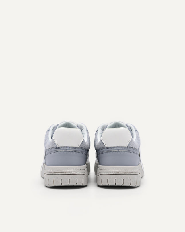 Signature EOS Sneakers