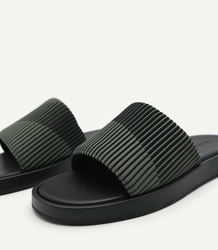 rePEDRO Pleated Slides