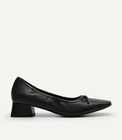 Izba Heels - Black