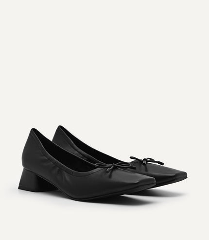 Izba Heels - Black