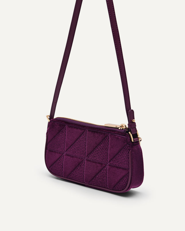 Maddy Velvet Chain Detailed Shoulder Bag - Fuchsia
