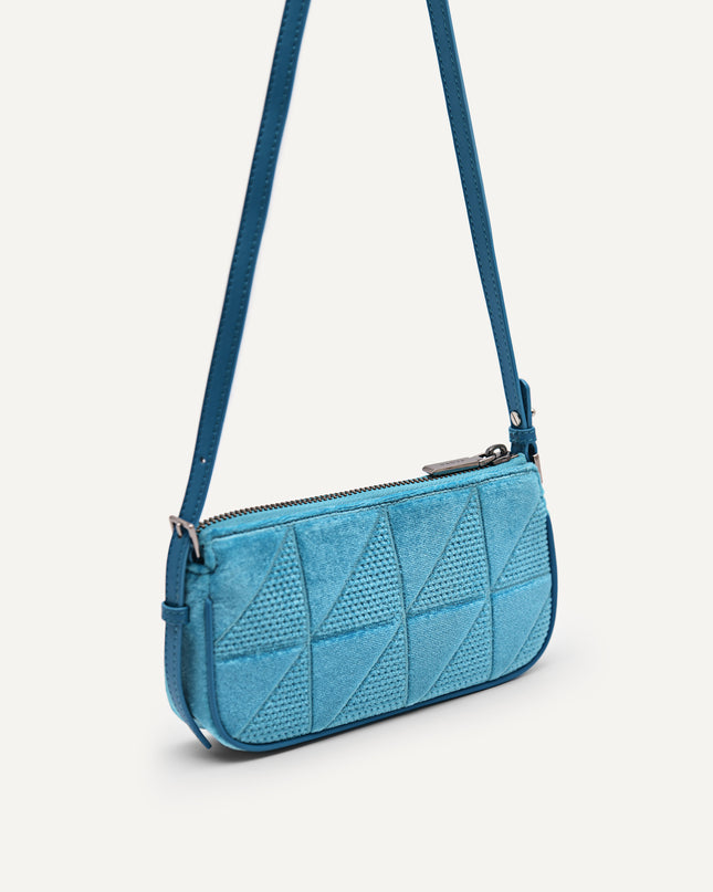 Maddy Velvet Chain Detailed Shoulder Bag - Fuchsia
