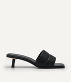 34 / Black