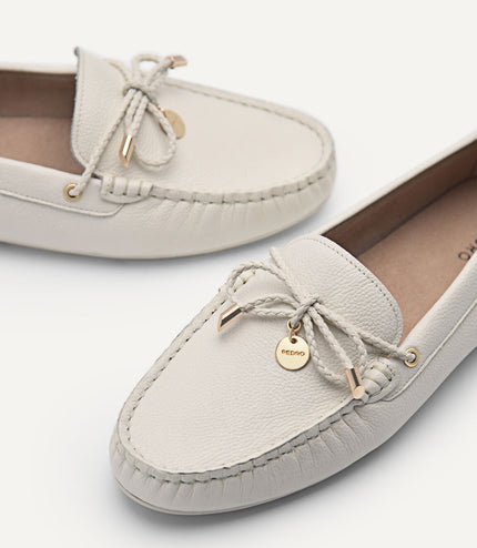 Yasmin Leather Bow Moccasins