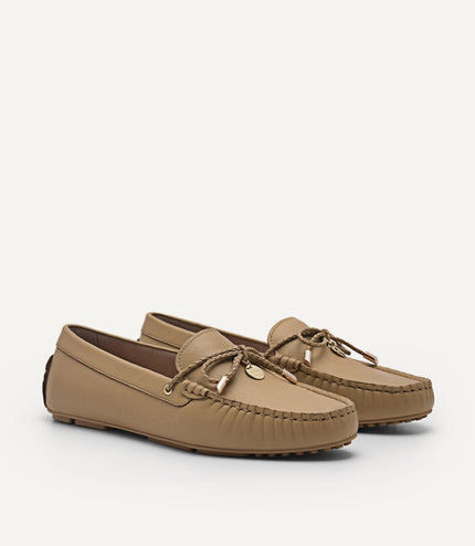 Yasmin Leather Bow Moccasins