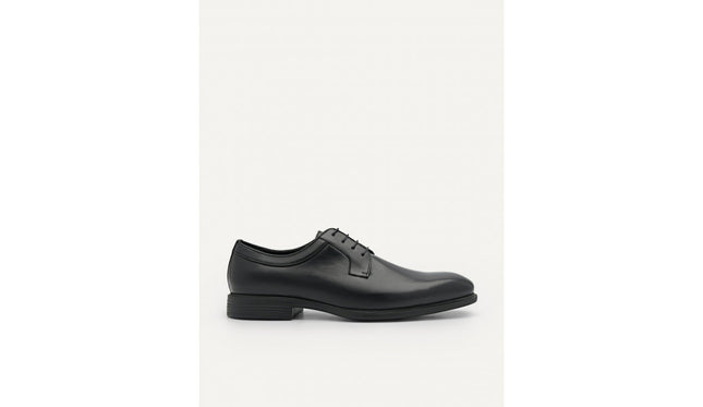 Altitude Lightweight Leather Derby Shoes