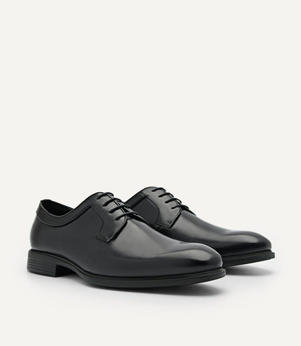 Altitude Lightweight Leather Derby Shoes