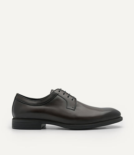 Altitude Lightweight Leather Derby Shoes
