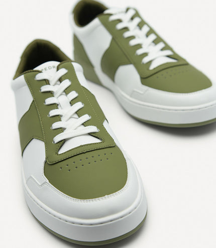 Mono Stride Court Sneaker