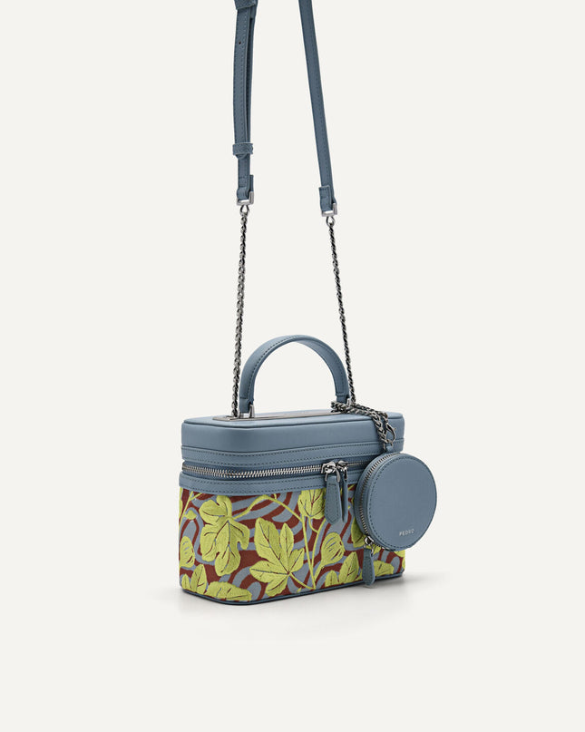 Ari Boxy Shoulder Bag