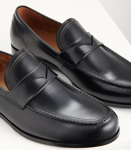 Round Toe Penny Loafers