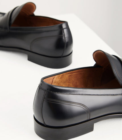 Round Toe Penny Loafers
