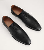 39 / Black