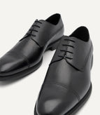 38 / Black