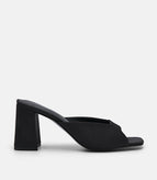 Black / 36
