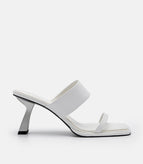 White / 34