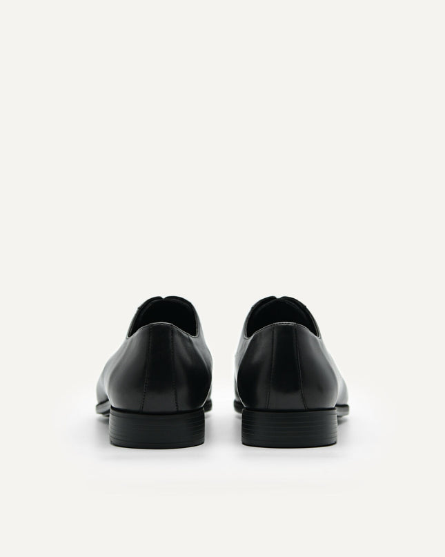Altitude Lightweight Leather Derby Shoes - Black