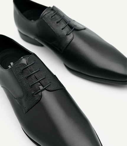 Altitude Lightweight Leather Derby Shoes - Black