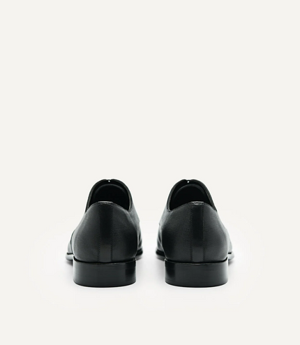 Altitude Lightweight Leather Oxford Shoes - Black