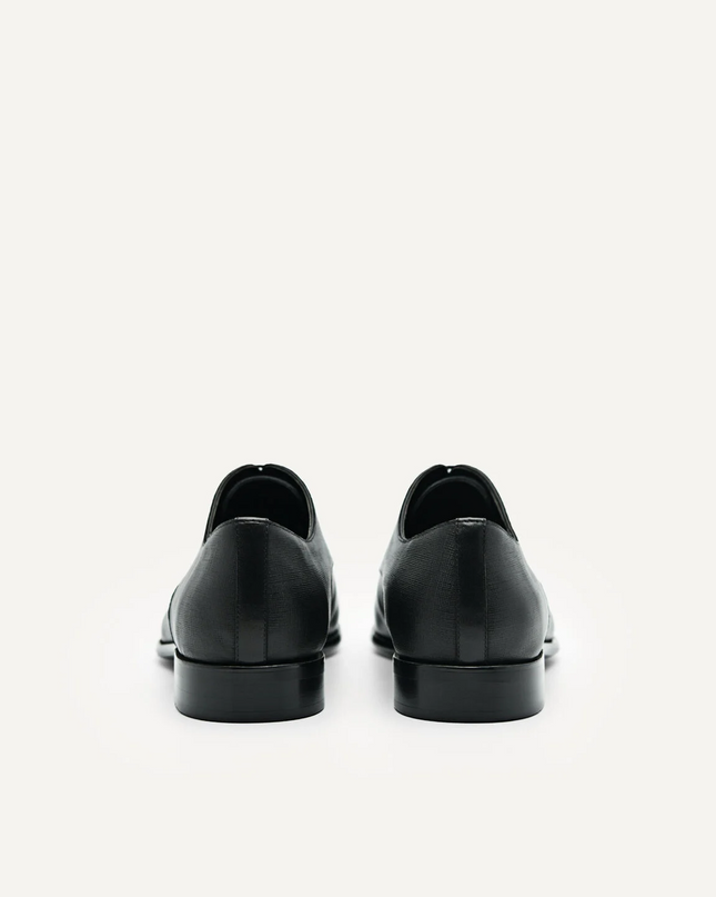 Altitude Lightweight Leather Oxford Shoes - Black